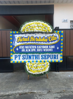 Papan Bunga Duka di Karimun